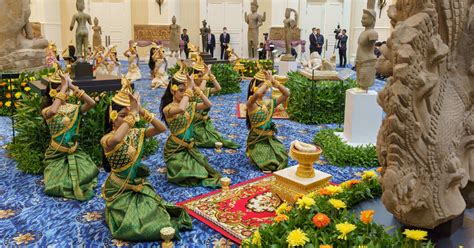 looted pinay .com|Cambodia Celebrates the Return of Its ‘Gods’ After Years of .